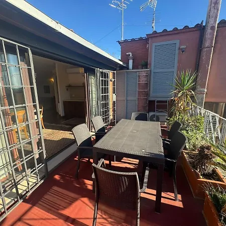 2-level Flat With Terrace In The Heart Of * Rom