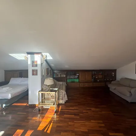 Apartment 2-level Flat With Terrace In The Heart Of *