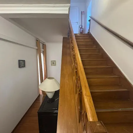 2-level Flat With Terrace In The Heart Of Apartment Rom