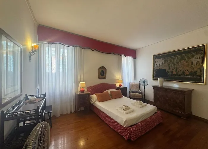 2-level Flat With Terrace In The Heart Of