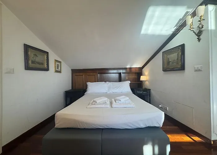 Lägenhet 2-level Flat With Terrace In The Heart Of *