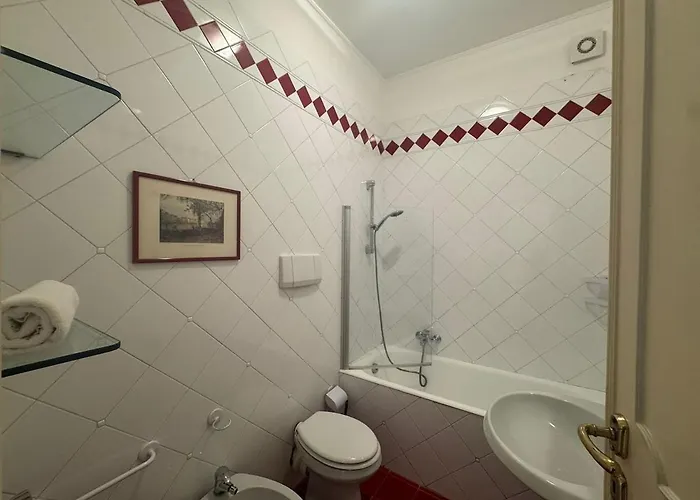 2-level Flat With Terrace In The Heart Of Lägenhet