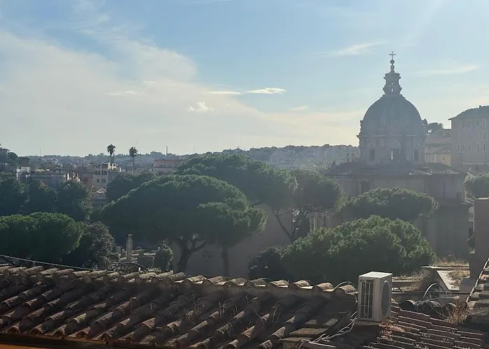 2-level Flat With Terrace In The Heart Of