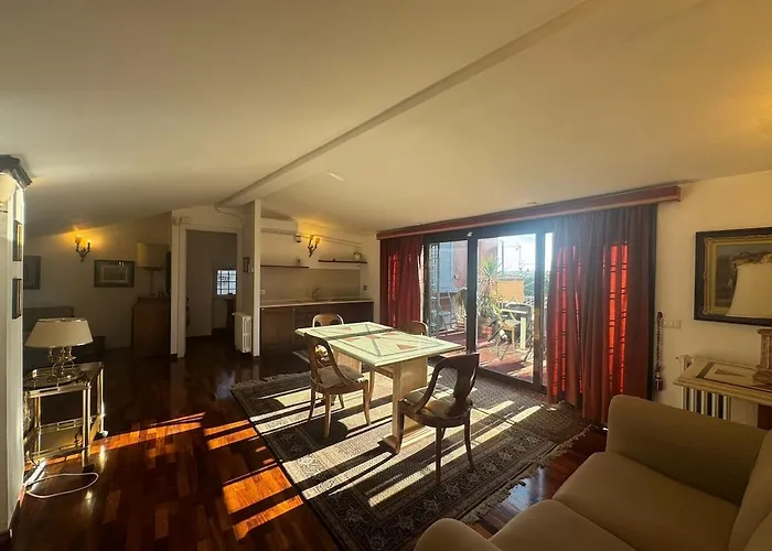 2-level Flat With Terrace In The Heart Of Lägenhet *